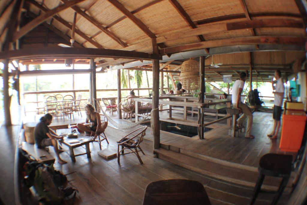 Kepmandou Lounge-Bar Bed & Breakfast Room photo
