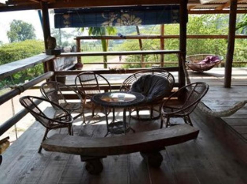 Kepmandou Lounge-Bar Bed & Breakfast Room photo