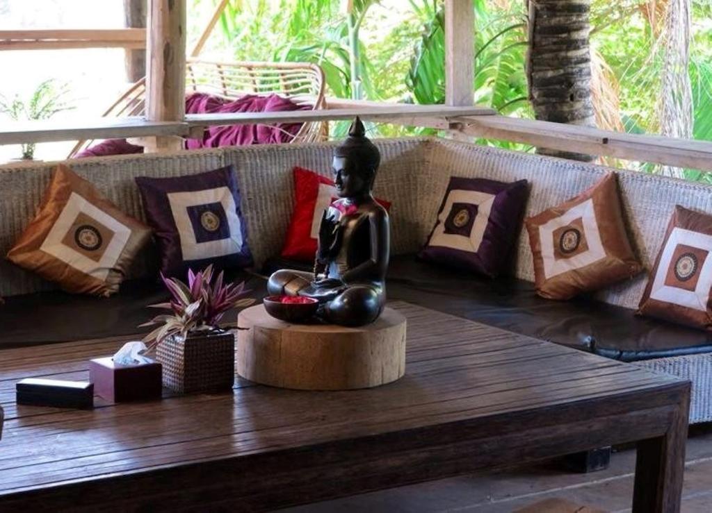 Kepmandou Lounge-Bar Bed & Breakfast Exterior photo