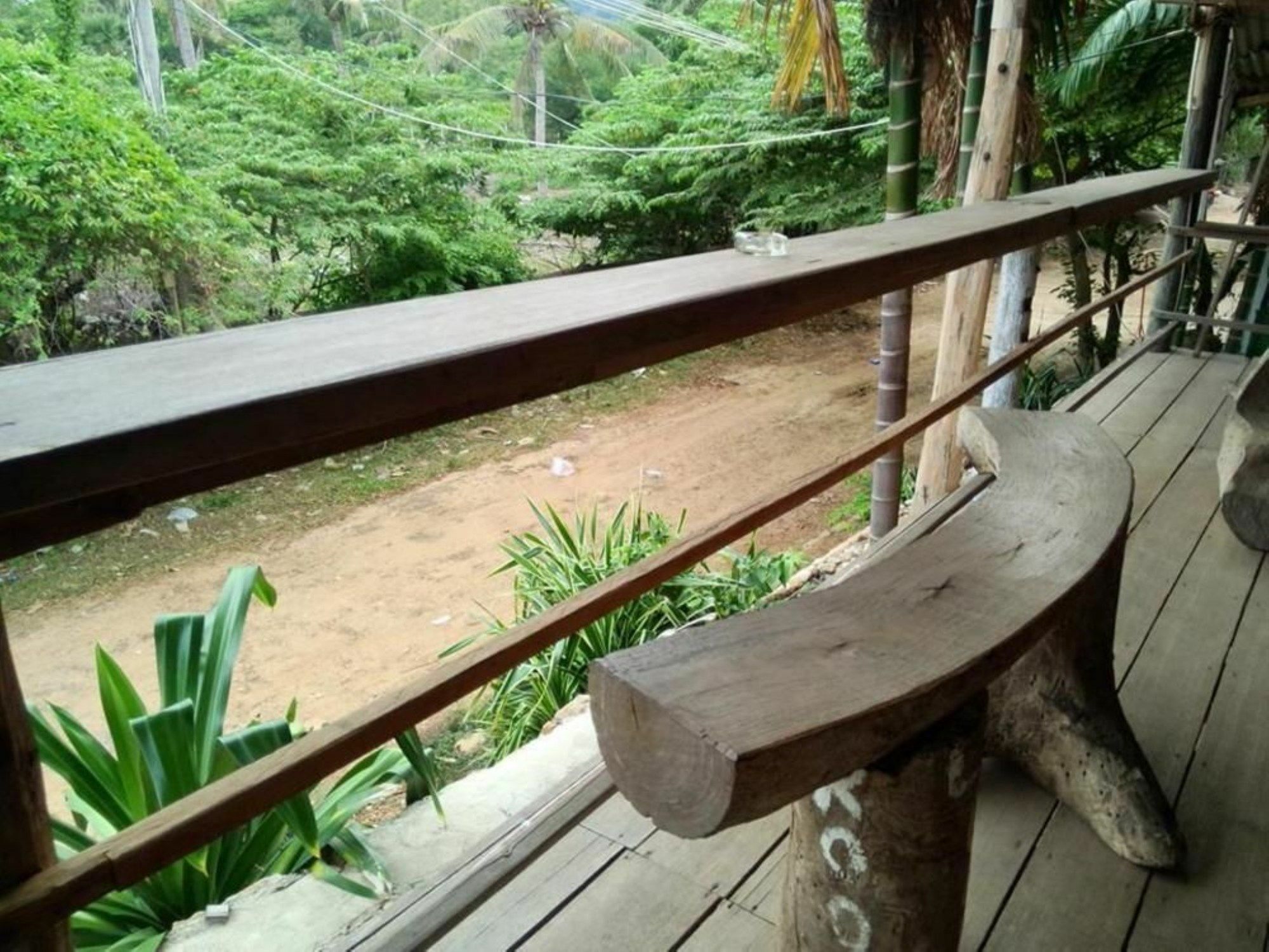 Kepmandou Lounge-Bar Bed & Breakfast Exterior photo
